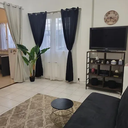 Situe A 10 Min De La
