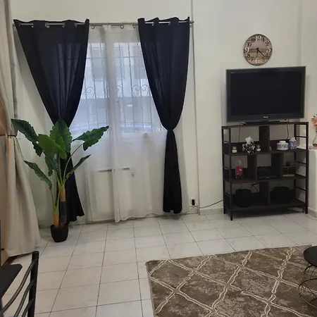 Situe A 10 Min De La